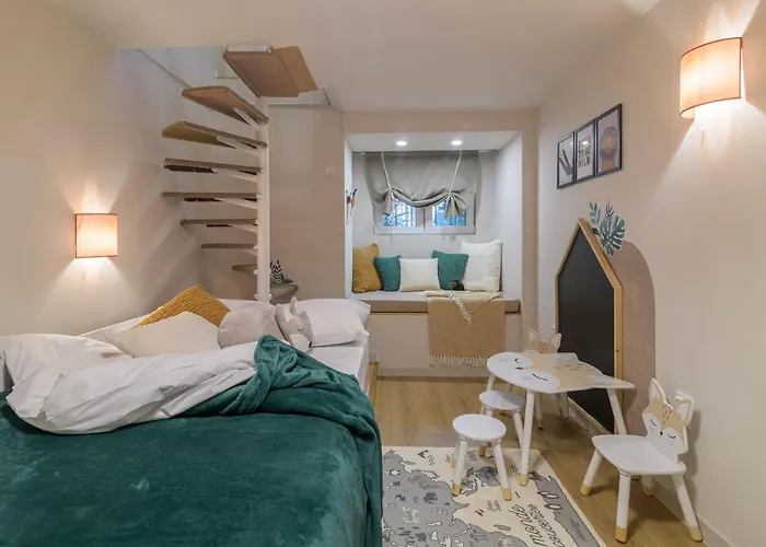 Black Sea Dolphin Apartament Warna